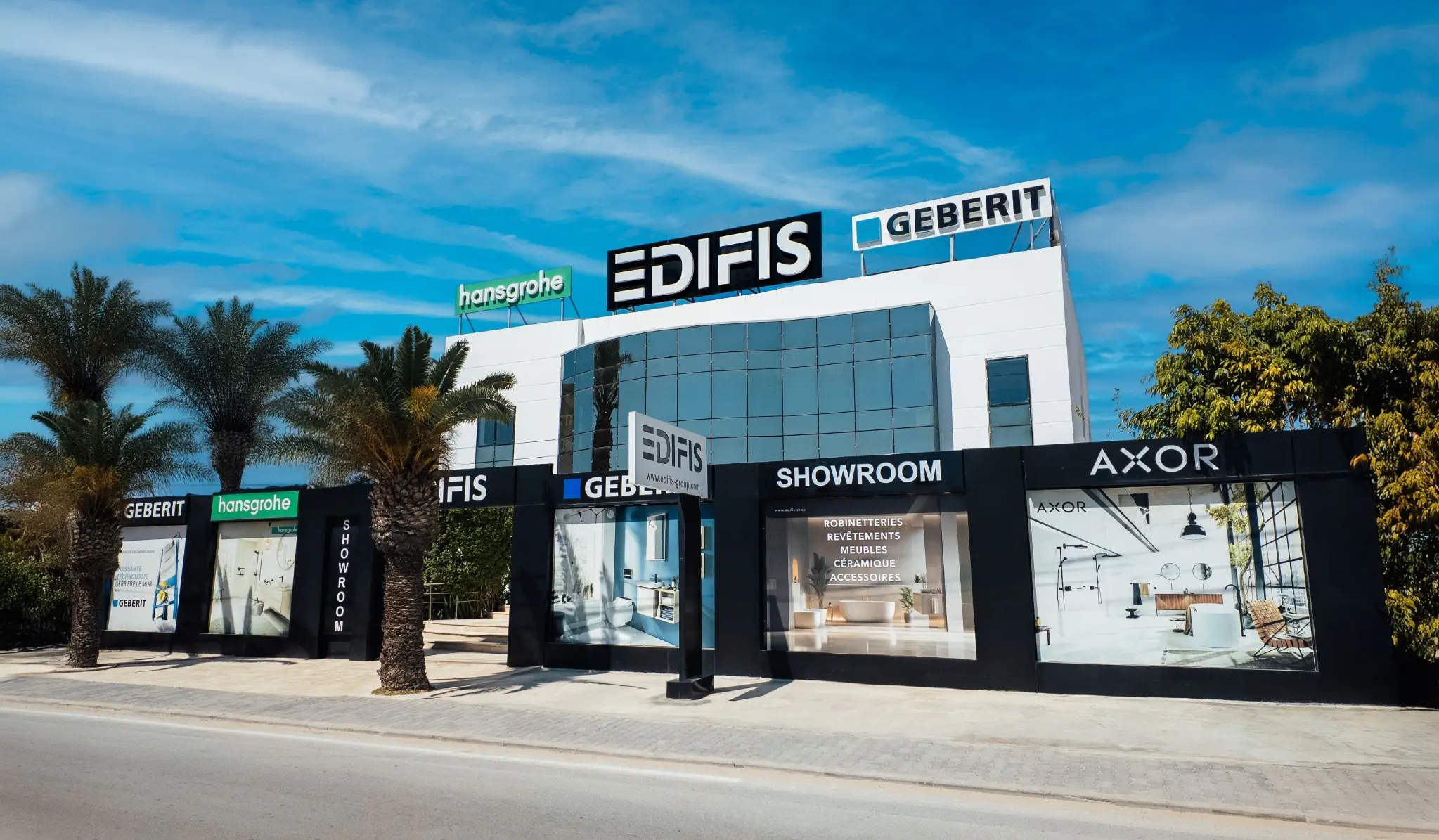 Flagship Store · 600 m²